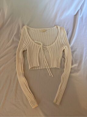 La Hearts Ribbed Tie-Front Long Sleeve Crop Top - Cream